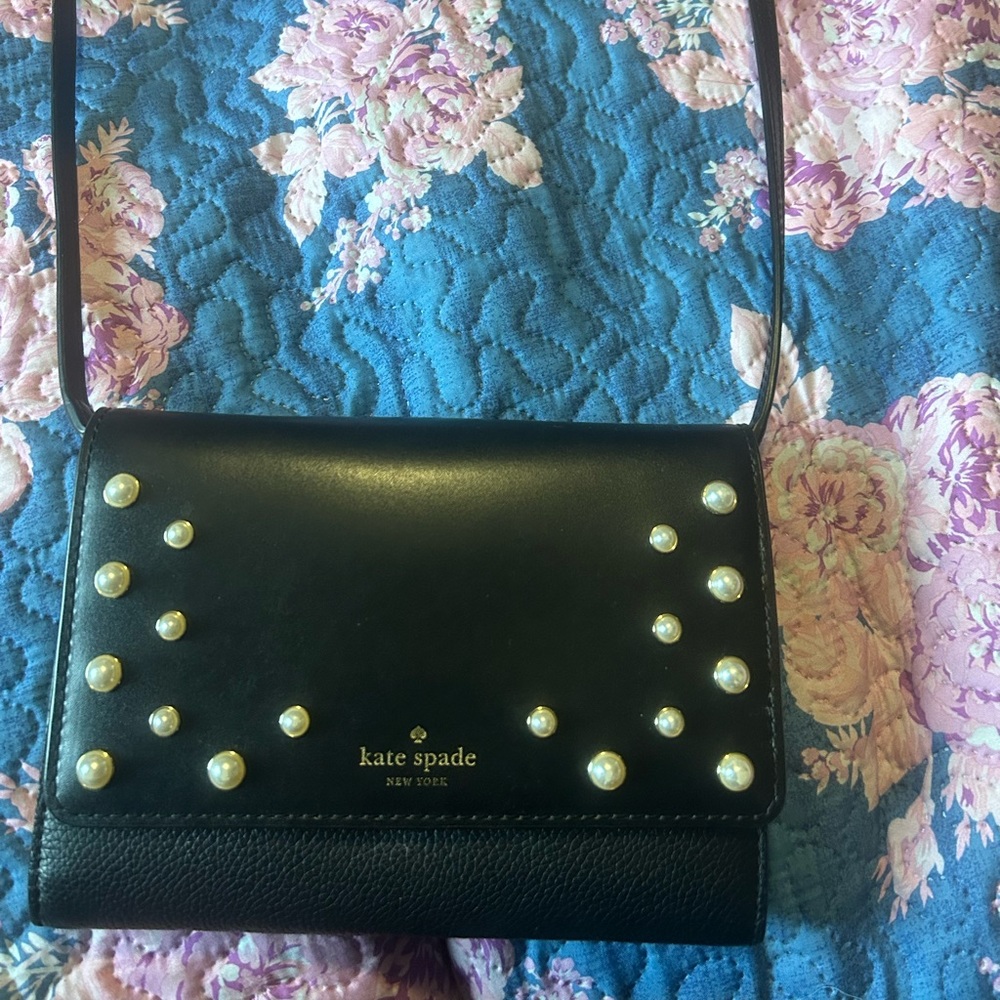 Super black and pearl Kate spade crossbody
